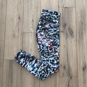 Lululemon low rise tights size 6